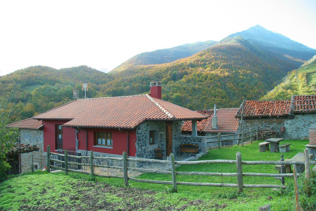 Casas Rurales Prieto Кортес Номер фото